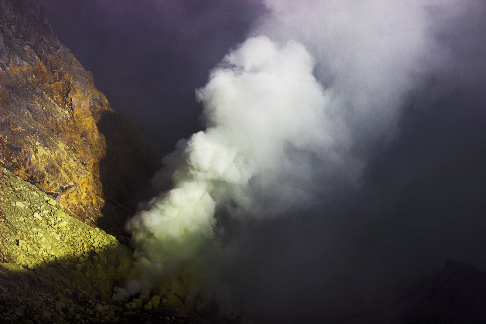 Kawah Ijen - Breathtaking Volcano In Indonesia