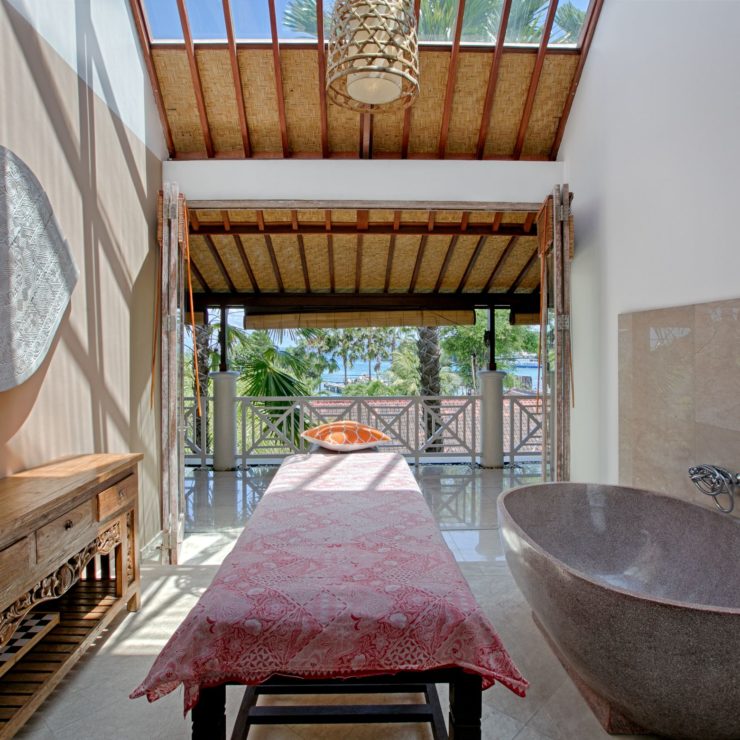Mola-Mola SPA Suite